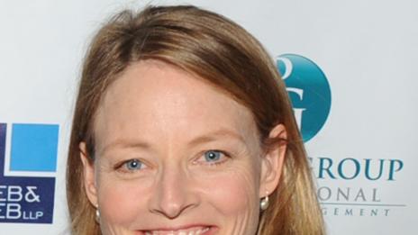 Джоди Фостър спонсорира ловци на извънземни