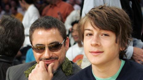 Синът на Робърт Дауни Джуниър тръгна по неговите стъпки