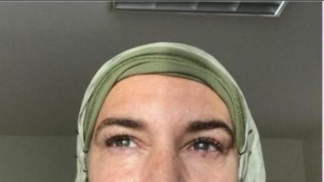 Шиниъд О' Конър прие исляма. Вече е Шухада Давит