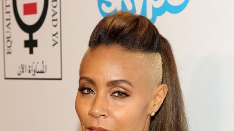 Прическите на Джейда Пинкет Смит