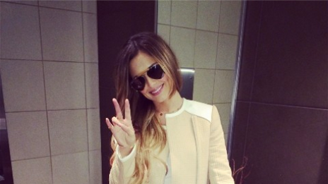 Черил Коул похарчила 18 000 паунда за статуя