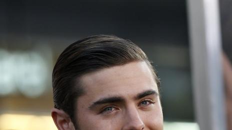 Зак Ефрон пишел любовни песни за момичета