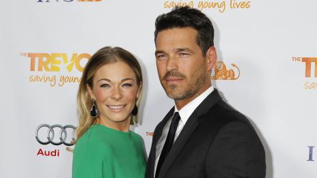 Лиaн Раймс се подмазва на бившата на мъжа си