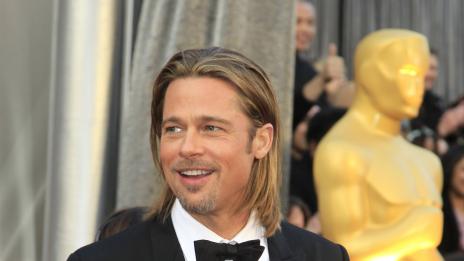 Брад Пит е новото лице на парфюма Chanel No.5