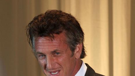 Шон Пен с ново гадже