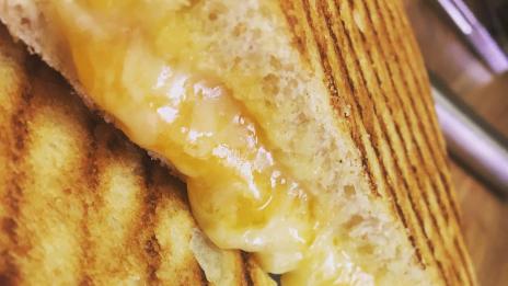 Видео рецепта: Домашно сирене