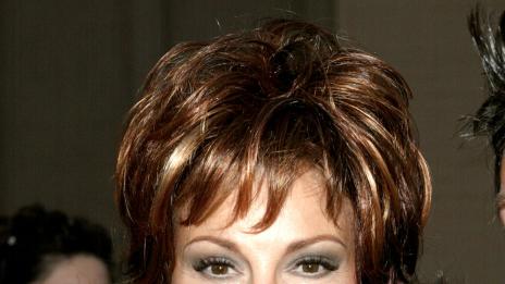 70-годишната Ракел Уелч избрана за най-секси по бикини