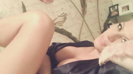 Камелия: Етикети „най-красива“ ме ласкаят, но не залепвам с тях