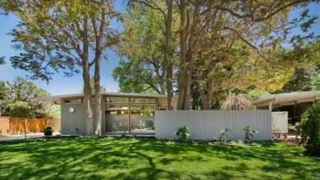 Като нова. Къща от 1955 г.