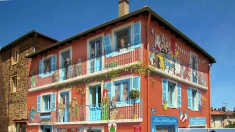 Камуфлаж за грозни сгради