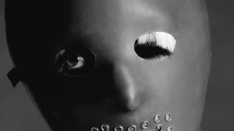 Лейди Гага се превърна в Ханибал Лектър (видео)