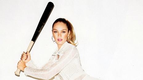 Кандис спортува стилно за Harper's Bazaar