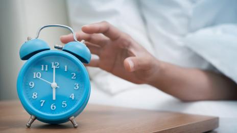 Защо трябва да се събуждаме преди 6 сутринта?