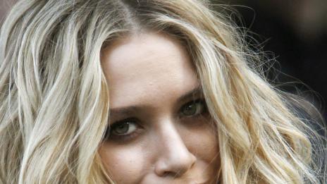 Неутралният грим е достоен за внимание