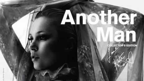 Кейт Мос оголи гърди за сп. Another Man