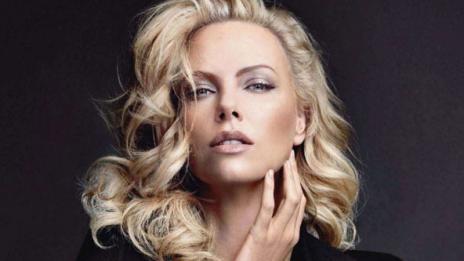 Времето с Чарлийз Терон според Dior