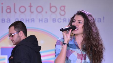 Приказен рожден ден с много музика и награди!