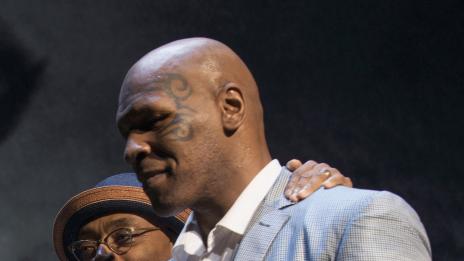 Майк Тайсън става музикална риалити звезда