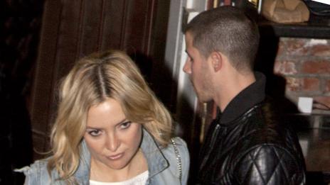 Кейт Хъдсън и Ник Джонас не могат да се скрият