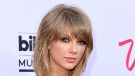 Тейлър Суифт е най-горещата жена за 2015