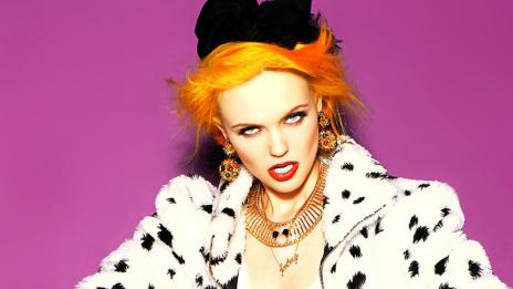 Огнената Бони преобърна модните тенденции