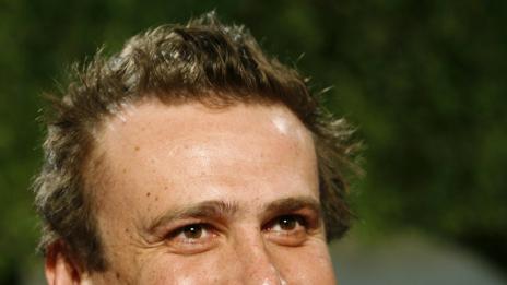 Джейсън Сийгъл потвърди връзката си с Мишел Уилямс