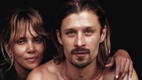 Хали Бери намекна, че има нов мъж в живота си