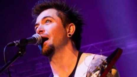 Янко Бреков и Ицо Хазарта са най-секси музиканти. Вижте кой ще ги срещне!