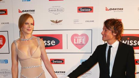 По-ниските мъже правят повече секс