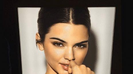 Кендъл Дженър напуска шоуто, иска в Европа при приятелите си