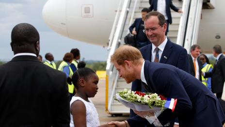 Заради зика: Хари на визита в Замбия без Меган