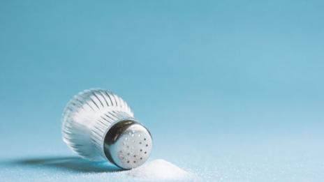 Солта като алкохола – опасна за черния дроб