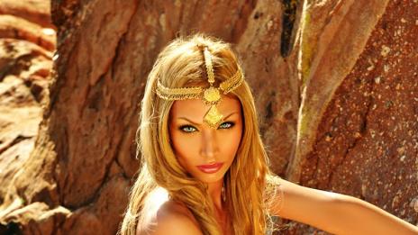 8 прекрасни жени, които са се родили мъже