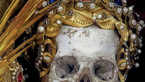 „Бляскавият“ живот след смъртта