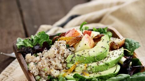 Видео рецепта: Вегетарианско изкушение с авокадо и киноа