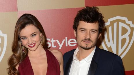 Орландо Блум не дава на Миранда Кер да се разголва