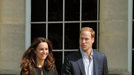 Уилям се усамотява с Кейт на Сейшелите