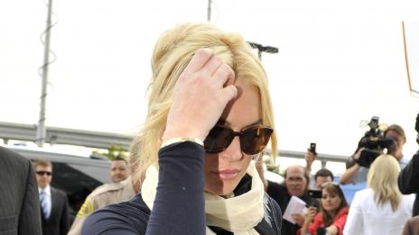 Линдзи пак в затвора, но за 5 часа