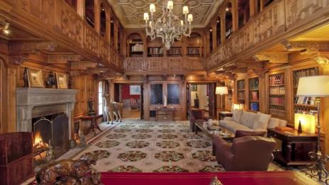 Разпродават легендарна къща от филма „Кръстникът“