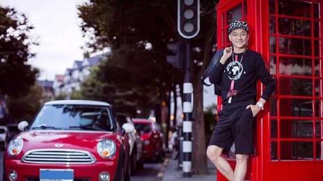 Пенсионер от Шанхай шокира с външността си