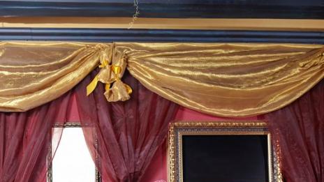 Секс на диванче