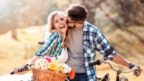 Според зодията: От каква жена се нуждаете? (1 част)