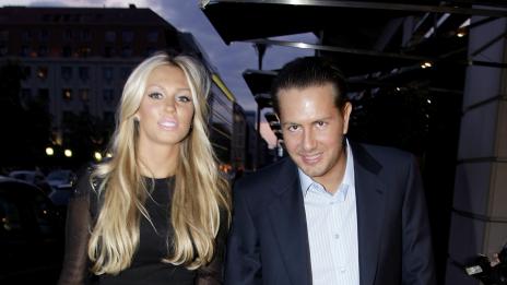 Милиардерската щерка Петра Екълстоун е родила момиченце