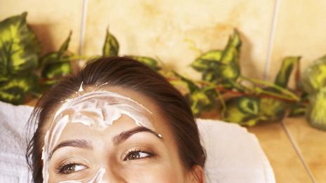 Избелваща маска за лице