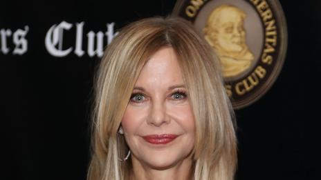 Мег Райън излъчва щастие след годежа