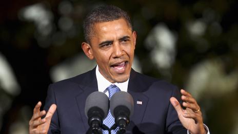 Обама с безплатна застраховка срещу ухапване от крокодили