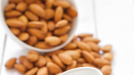 Как да си направите домашно растително мляко