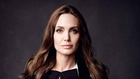 Последният опит на Анджелина да спаси филма си с Брад