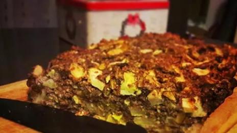 Ябълков щрудел без брашно и захар