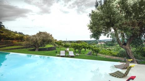 Бутиков хотел в подножието на Етна